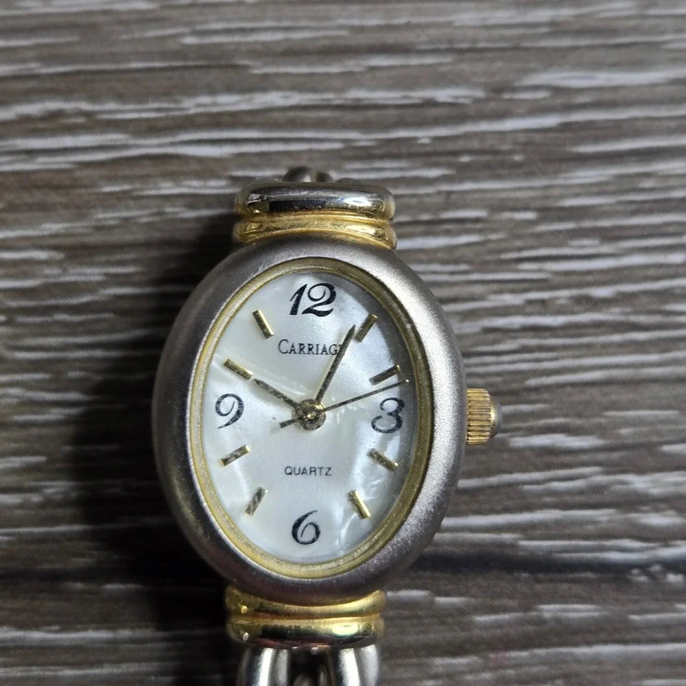 Carriage by Timex Women's Quartz Watch Oval Two Tone Silver Gold MOP K9 Works 6
